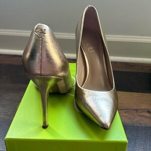 Gold Sam Edelman size 8.5 Hazel Pumps